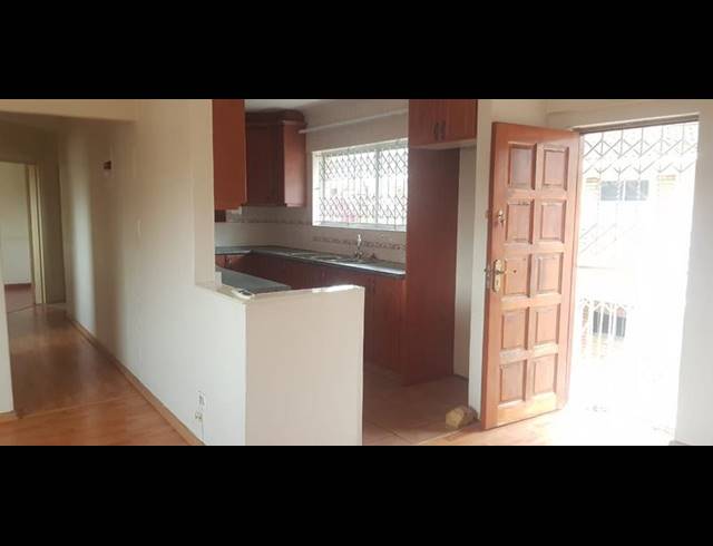2 BEDROOM APARTMENT FOR SALE IN OVERPORT